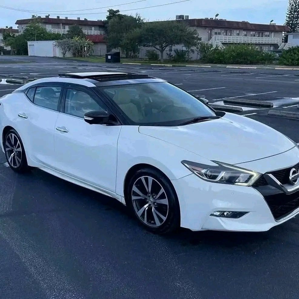 2017 Nissan Maxima Platinum Edition