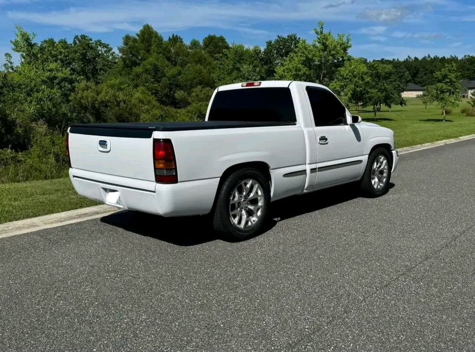 GMC 1500 Regular Cab • Truck • - Image 2