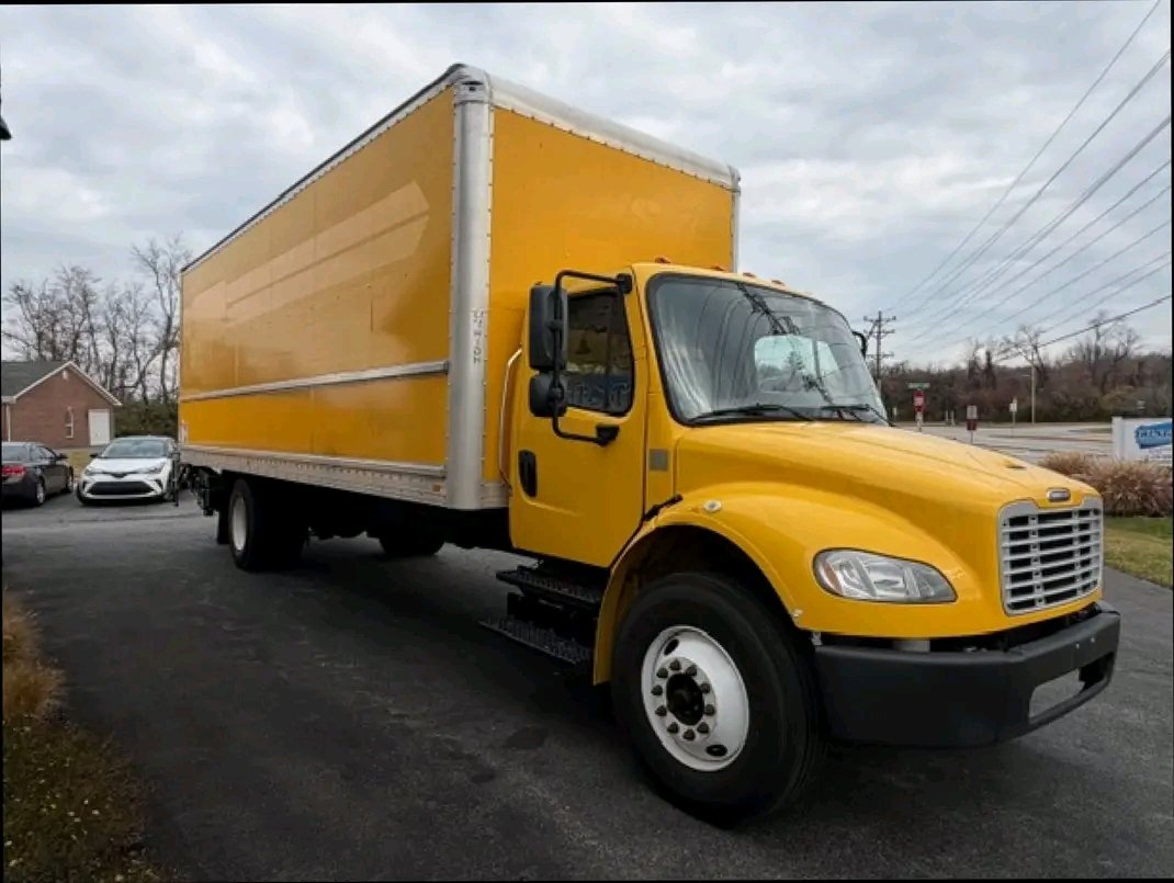 2020 Freightliner M2 Box Van Truck