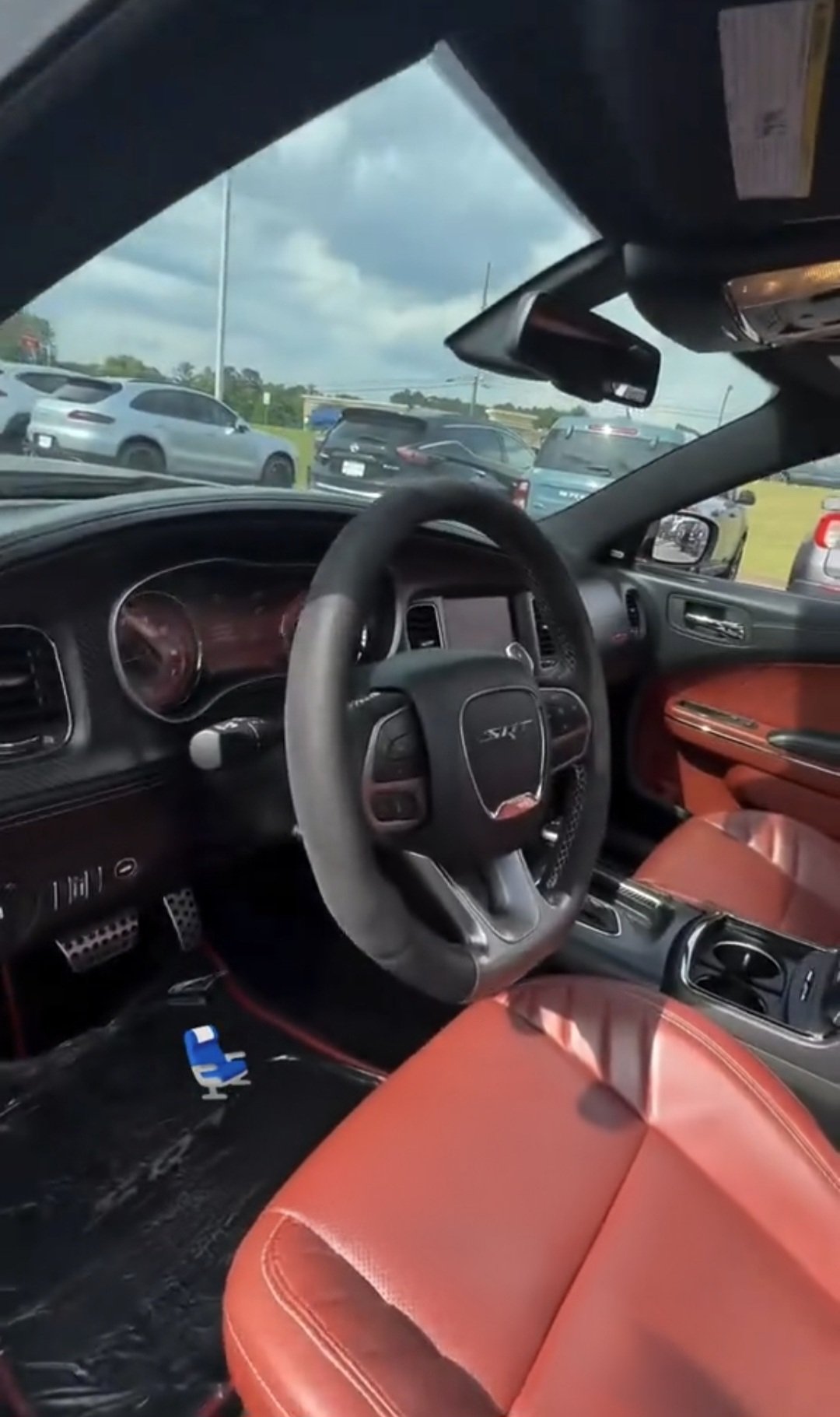 2021 dodge Charger hellcat widebody - Image 2